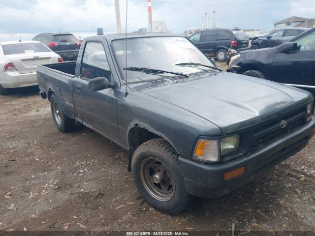  Salvage Toyota Pickup