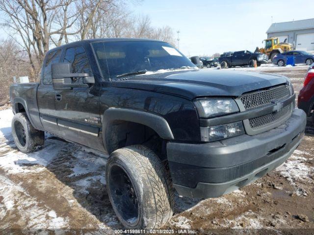 Salvage Chevrolet Silverado 2500