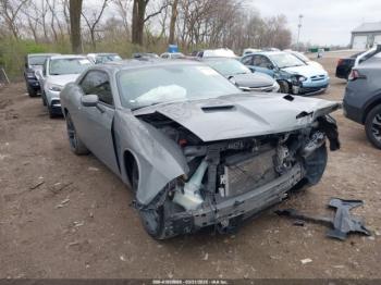  Salvage Dodge Challenger
