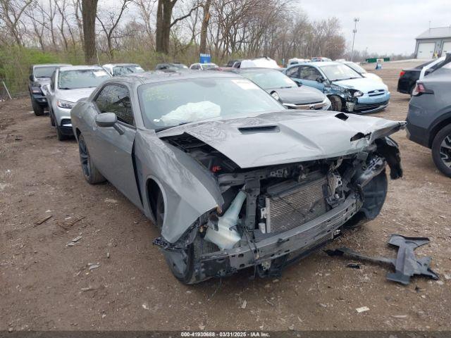  Salvage Dodge Challenger