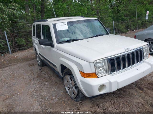  Salvage Jeep Commander