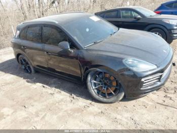  Salvage Porsche Cayenne