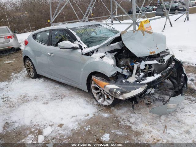  Salvage Hyundai VELOSTER