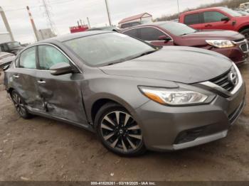  Salvage Nissan Altima