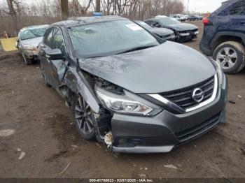  Salvage Nissan Altima