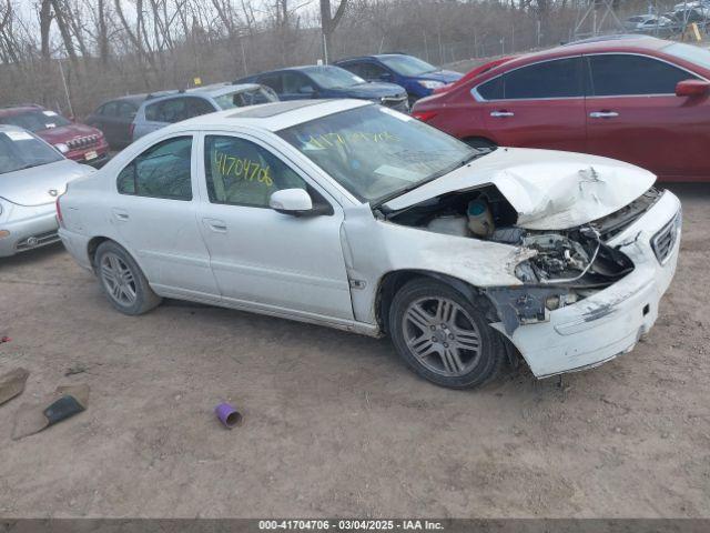  Salvage Volvo S60