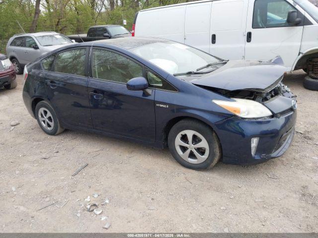  Salvage Toyota Prius