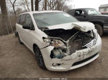  Salvage Toyota Sienna