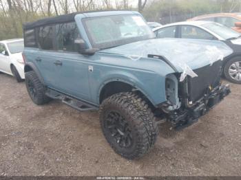  Salvage Ford Bronco