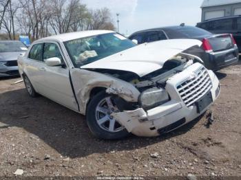  Salvage Chrysler 300