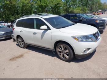  Salvage Nissan Pathfinder