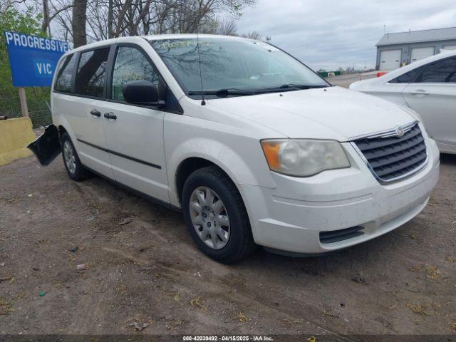  Salvage Chrysler Town & Country