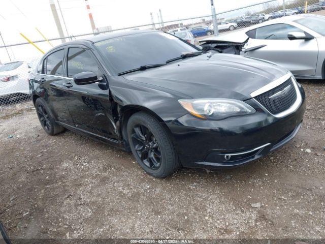  Salvage Chrysler 200