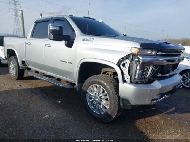  Salvage Chevrolet Silverado 2500