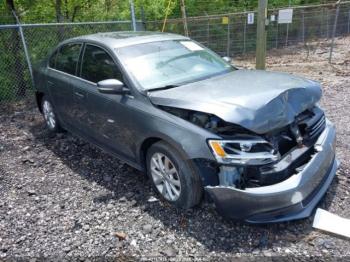  Salvage Volkswagen Jetta