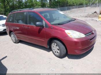  Salvage Toyota Sienna