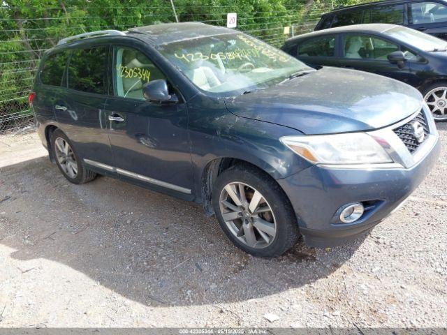  Salvage Nissan Pathfinder
