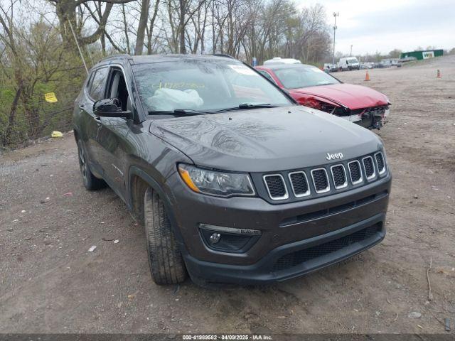  Salvage Jeep Compass