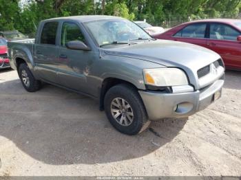  Salvage Mitsubishi Raider