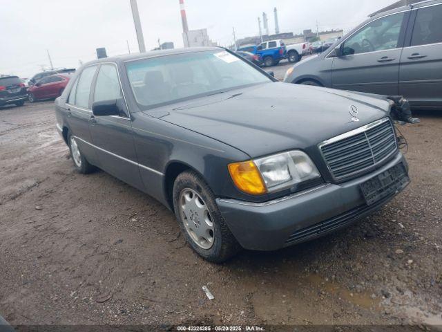  Salvage Mercedes-Benz 300