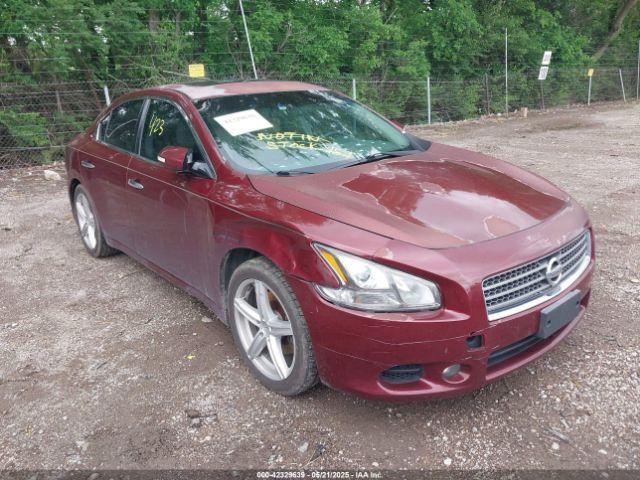  Salvage Nissan Maxima