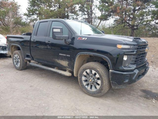  Salvage Chevrolet Silverado 2500