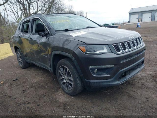  Salvage Jeep Compass