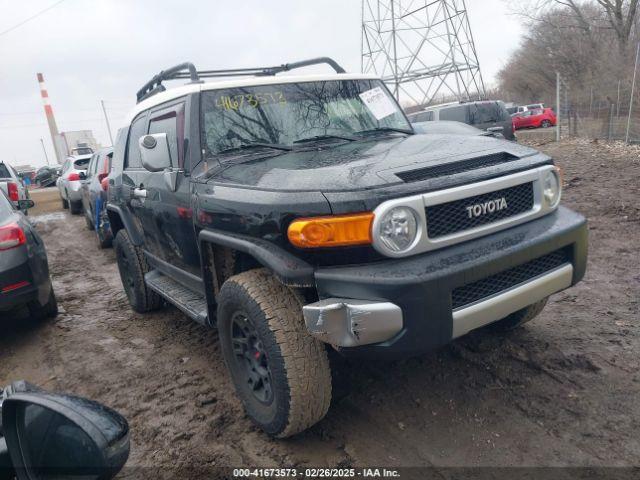  Salvage Toyota FJ Cruiser