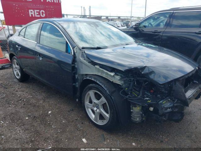  Salvage Volvo S60