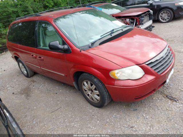  Salvage Chrysler Town & Country