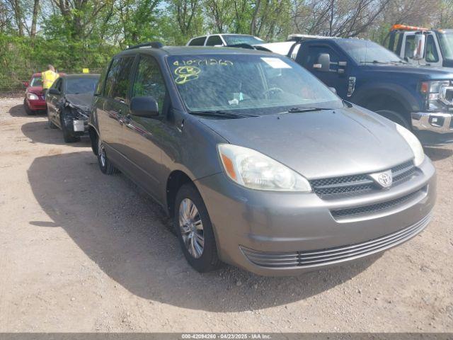  Salvage Toyota Sienna