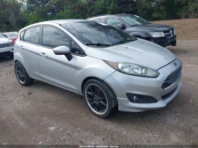  Salvage Ford Fiesta