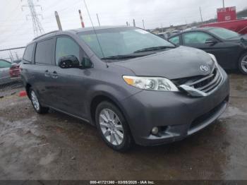  Salvage Toyota Sienna
