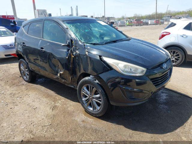  Salvage Hyundai TUCSON