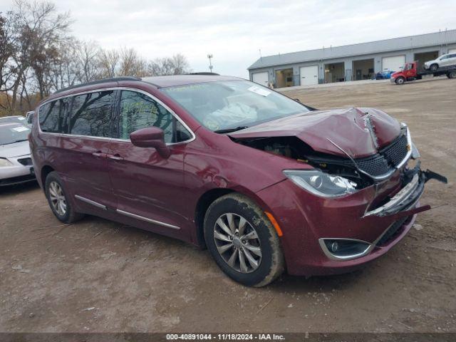  Salvage Chrysler Pacifica
