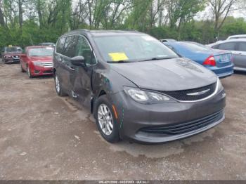  Salvage Chrysler Voyager