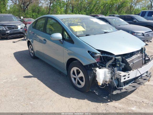  Salvage Toyota Prius