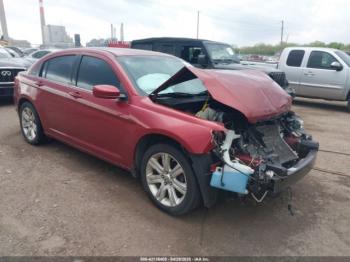  Salvage Chrysler 200