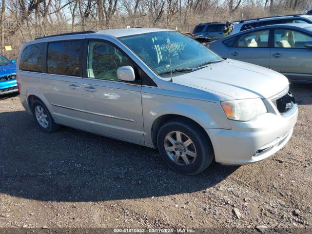  Salvage Chrysler Town & Country