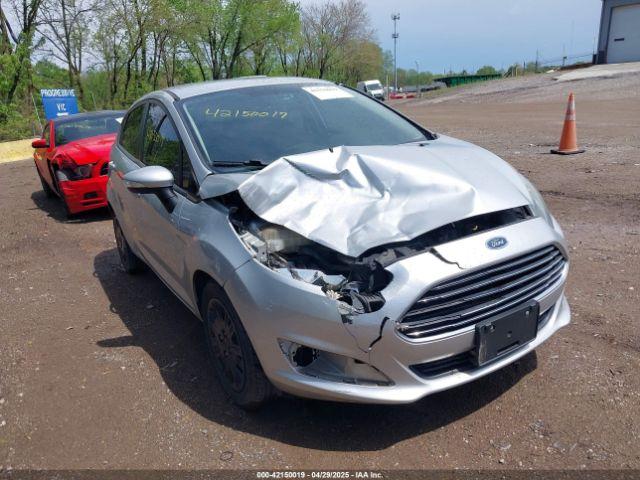  Salvage Ford Fiesta