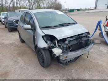  Salvage Toyota Yaris