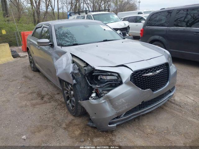  Salvage Chrysler 300