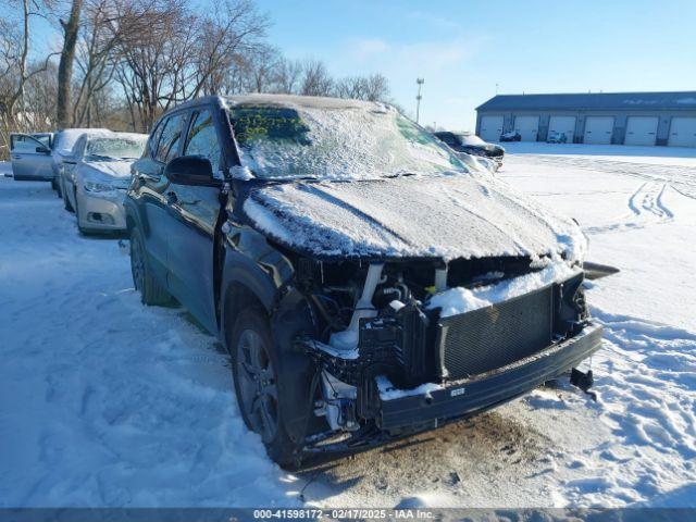  Salvage Kia Seltos