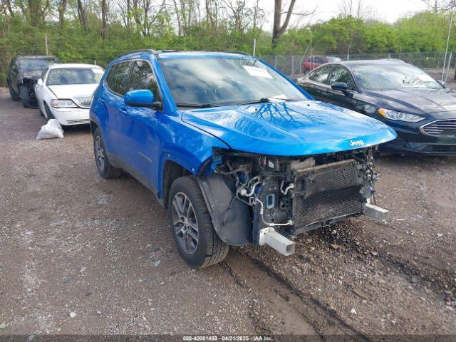  Salvage Jeep Compass