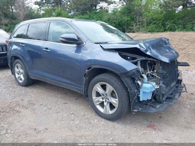  Salvage Toyota Highlander