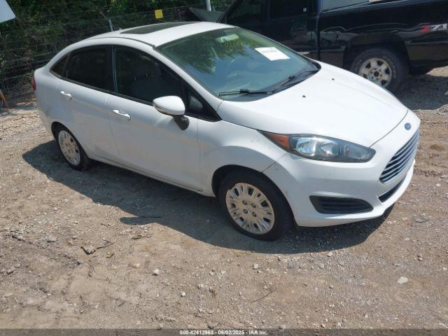  Salvage Ford Fiesta