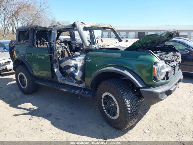  Salvage Ford Bronco