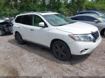  Salvage Nissan Pathfinder