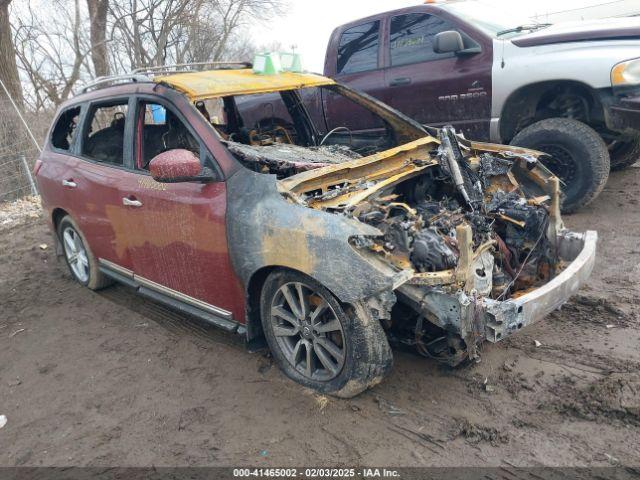  Salvage Nissan Pathfinder