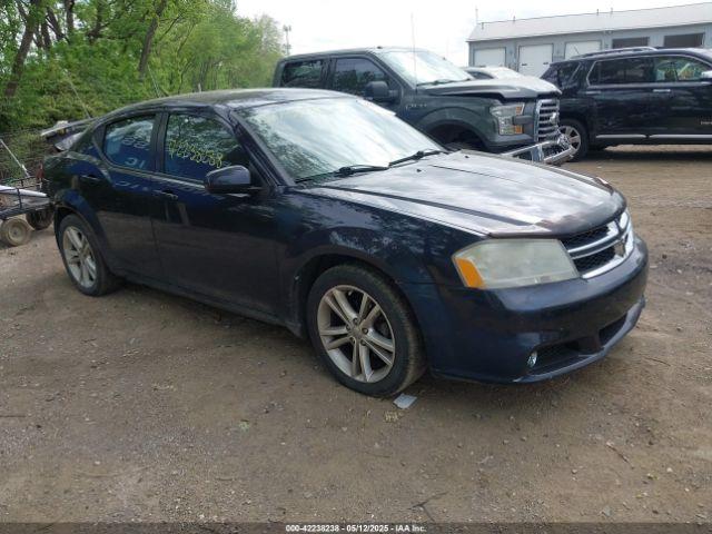  Salvage Dodge Avenger